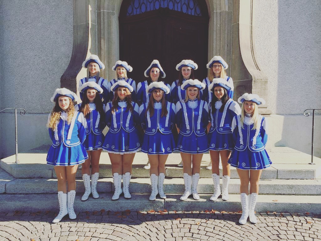 Eine Bühne für die Garden in Höchst